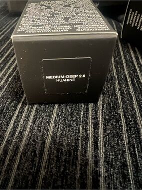 NARS Foundation Medium-Deep 2.6 Huahine